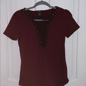 Maroon v neck T
